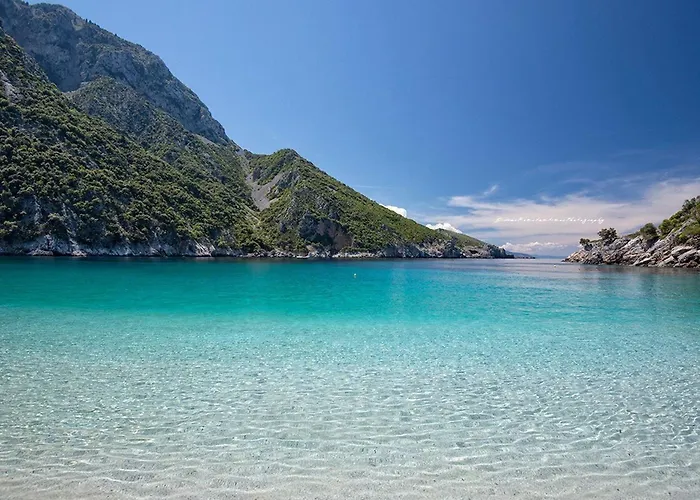 Blue Dream Evia-platana Village * Kími